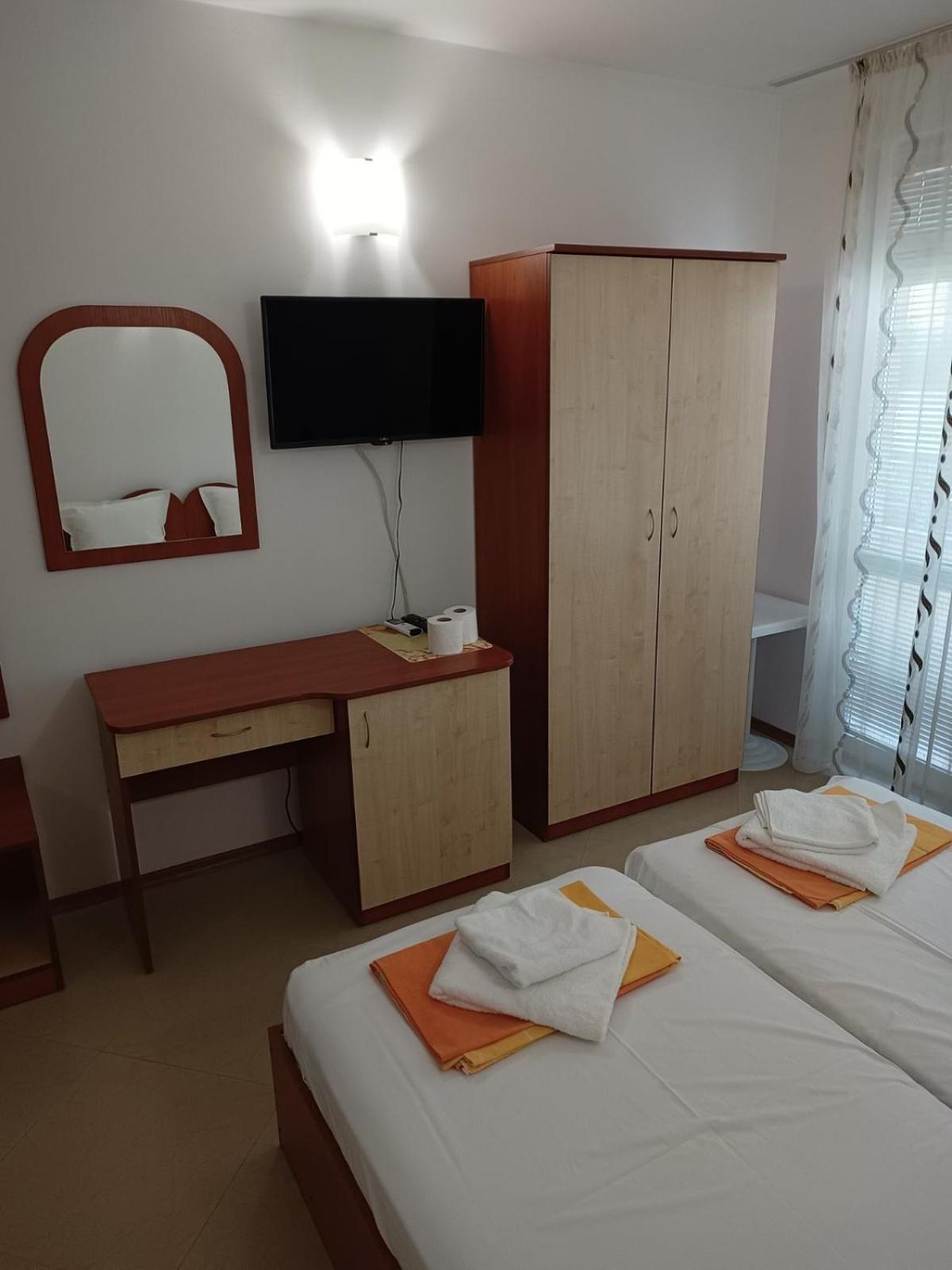 Guest House Ralitsa 포마리 외부 사진